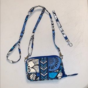 Vera Bradley wristlet/Crossbody